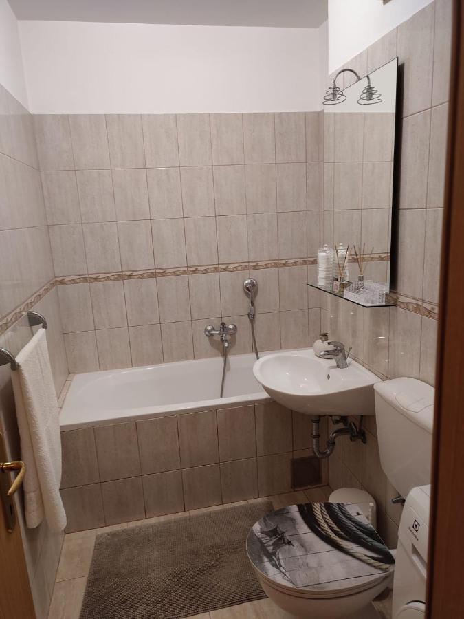 Apartman B&B มาคาร์สกา ภายนอก รูปภาพ